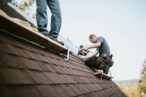 Local Roofers in Guernewood, CA